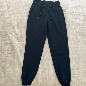 Lululemon On The Fly Joggers